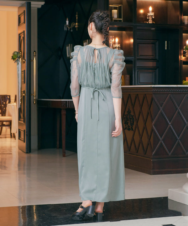 {"color":"\u30d6\u30eb\u30fc\u30b0\u30ec\u30fc","info":"model\uff1aH162cm size\uff1aM"}