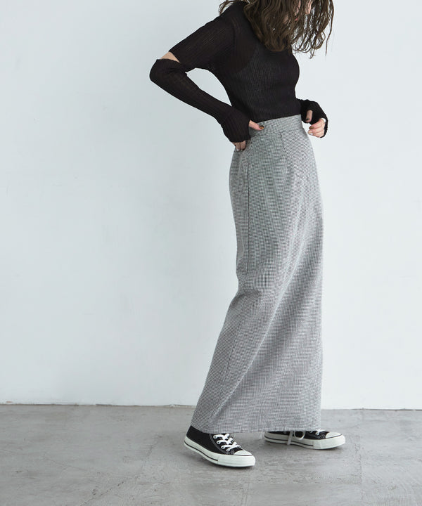 {"color":"\u30d6\u30e9\u30c3\u30af","info":""}