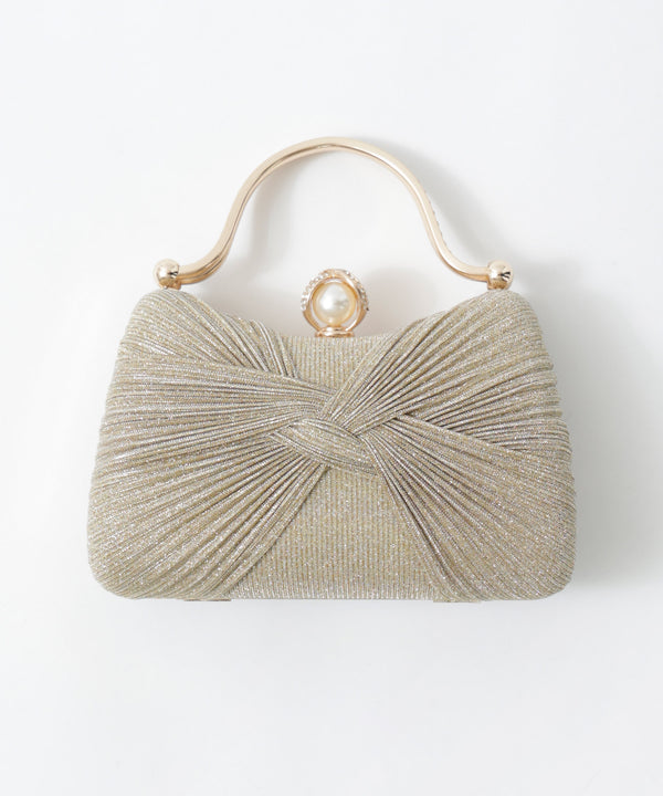 {"color":"\u30b4\u30fc\u30eb\u30c9","info":""}