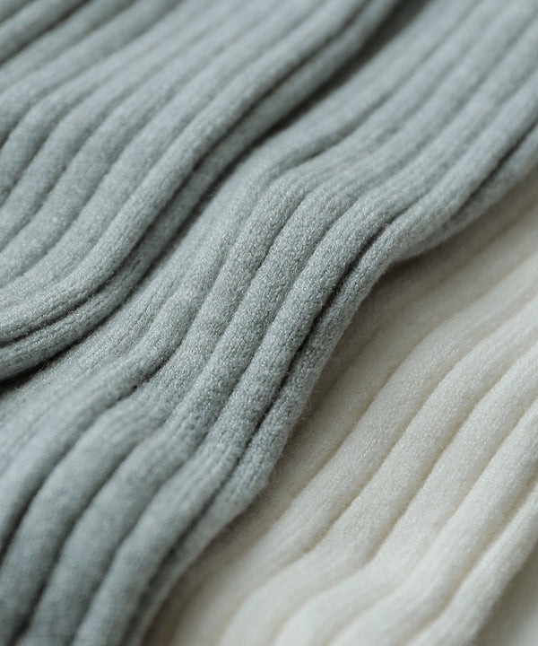 {"color":"","info":""}