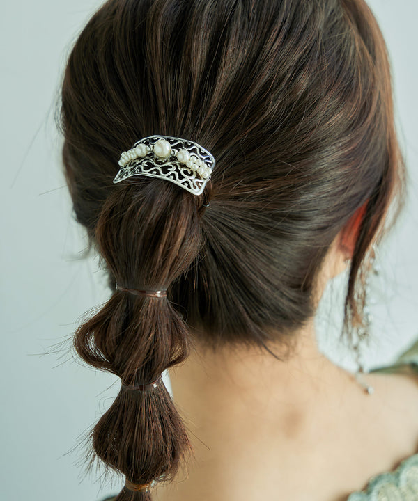 {"color":"\u30b7\u30eb\u30d0\u30fc","info":""}