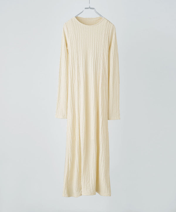 {"color":"\u30a2\u30a4\u30dc\u30ea\u30fc","info":""}