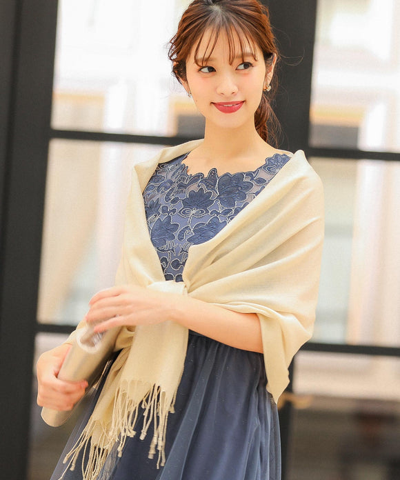 {"color":"\u30b4\u30fc\u30eb\u30c9","info":"model\uff1aH164cm size\uff1aF"}