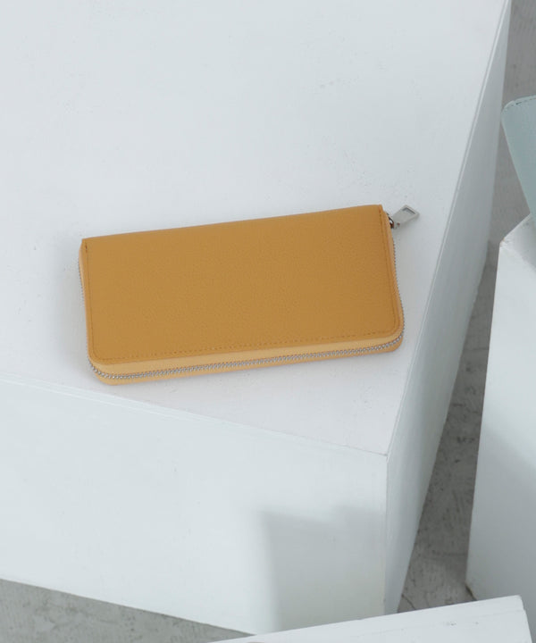 {"color":"\u30de\u30b9\u30bf\u30fc\u30c9","info":""}