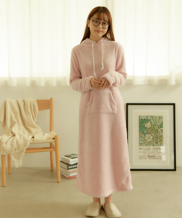 {"color":"\u30d4\u30f3\u30af","info":"model\uff1aH160cm size\uff1aF"}