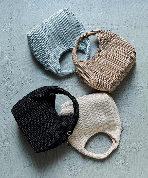 {"color":"\u30d6\u30eb\u30fc","info":""}