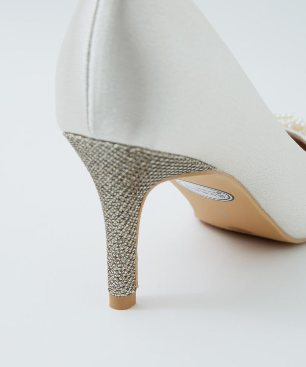 niana クロスパールパンプス