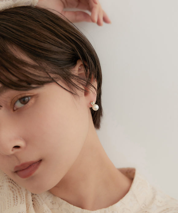 niana ビジューパールノンホールピアス ゴールド