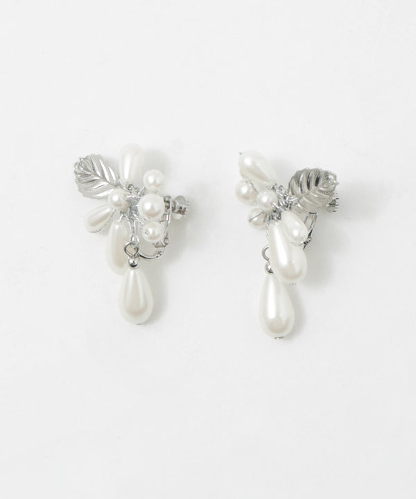 {"color":"\u30b7\u30eb\u30d0\u30fc","info":""}