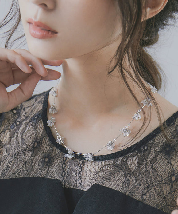 niana ミニクリアタッセルネックレス シルバー