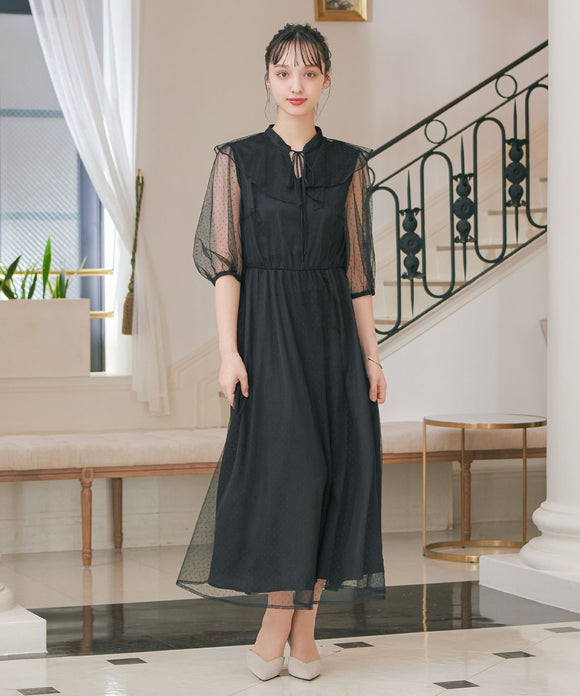 {"color":"\u30d6\u30e9\u30c3\u30af","info":"model\uff1aH162cm size\uff1aM"}