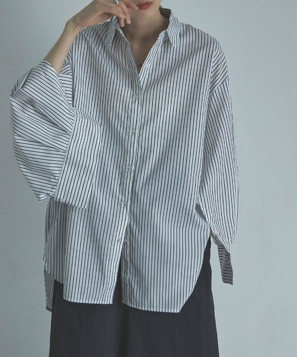 {"color":"\u30aa\u30d5\u30db\u30ef\u30a4\u30c8","info":"model\uff1aH170cm size\uff1aM"}