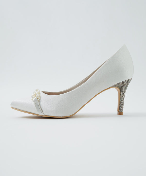 niana クロスパールパンプス