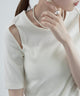 {"color":"\u30aa\u30d5\u30db\u30ef\u30a4\u30c8","info":"model\uff1aH170cm size\uff1aM"}