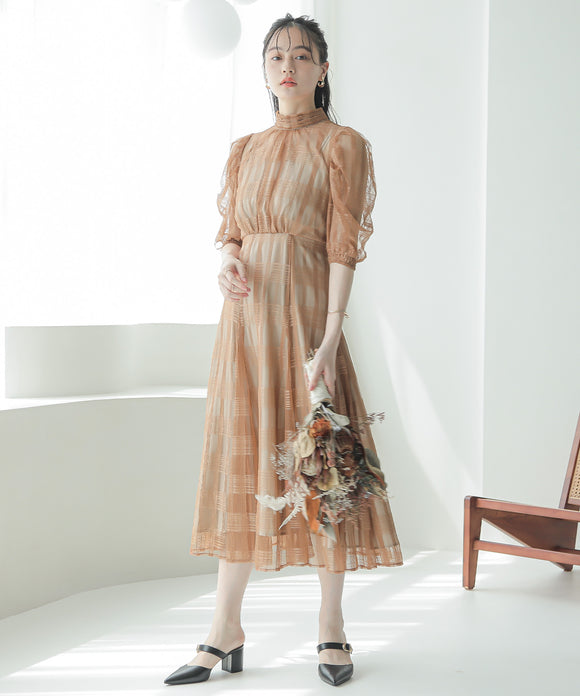 {"color":"\u30d4\u30f3\u30af\u30d9\u30fc\u30b8\u30e5","info":"model\uff1aH168cm size\uff1aM"}