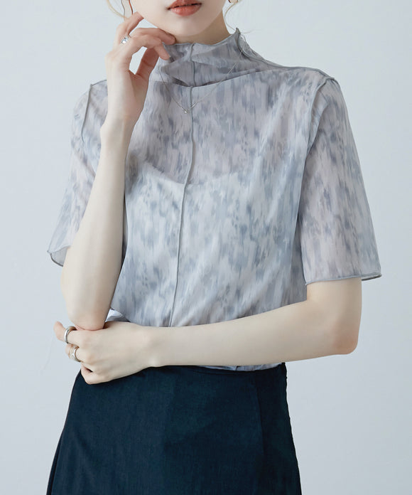 {"color":"\u30b0\u30ec\u30fc","info":"model\uff1aH170cm size\uff1aM"}