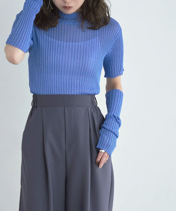 {"color":"\u30e9\u30a4\u30c8\u30d6\u30eb\u30fc","info":""}