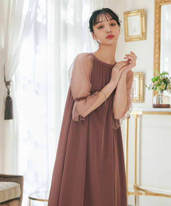 {"color":"\u30d4\u30f3\u30af\u30d9\u30fc\u30b8\u30e5","info":"model\uff1aH162cm size\uff1aM"}