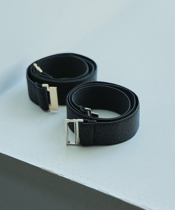 {"color":"\u30d6\u30e9\u30c3\u30af\u00d7\u30b7\u30eb\u30d0\u30fc","info":"model\uff1aH155cm size\uff1aF"}