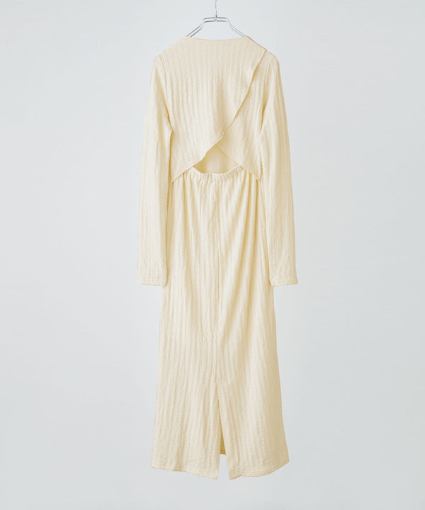 {"color":"","info":""}