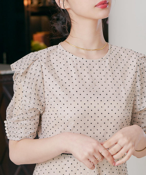 {"color":"","info":""}