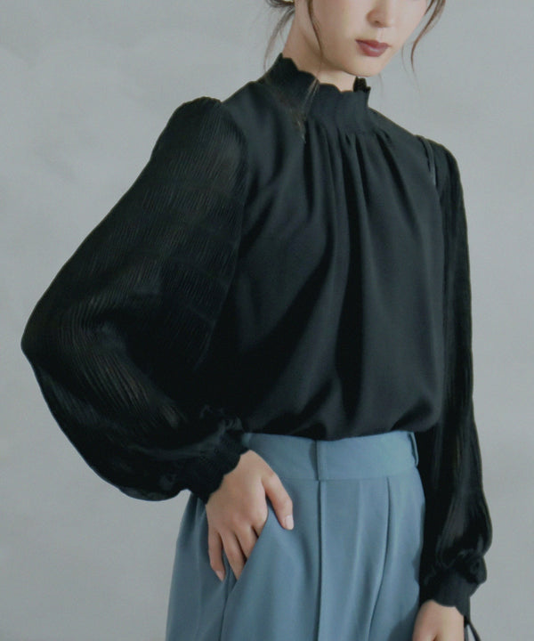 Fashion Letter マジョリカプリーツハイネックブラウス ブラック