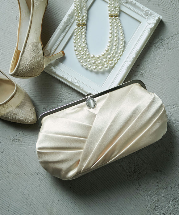 niana サテン パーティーバッグ ベージュ