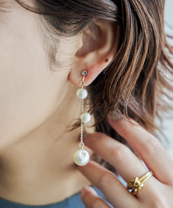 {"color":"\u30b4\u30fc\u30eb\u30c9","info":""}