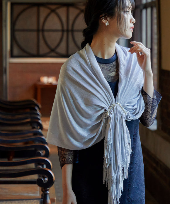 {"color":"\u30b7\u30eb\u30d0\u30fc","info":"model\uff1aH162cm size\uff1aF"}