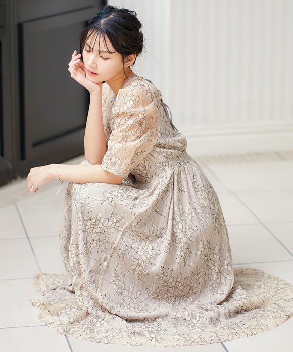 {"color":"\u30b0\u30ec\u30fc\u30b8\u30e5","info":"model\uff1aH166cm size\uff1aM"}