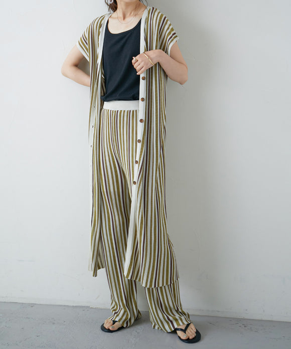 {"color":"\u30aa\u30ea\u30fc\u30d6","info":"model\uff1aH161cm size\uff1aF"}