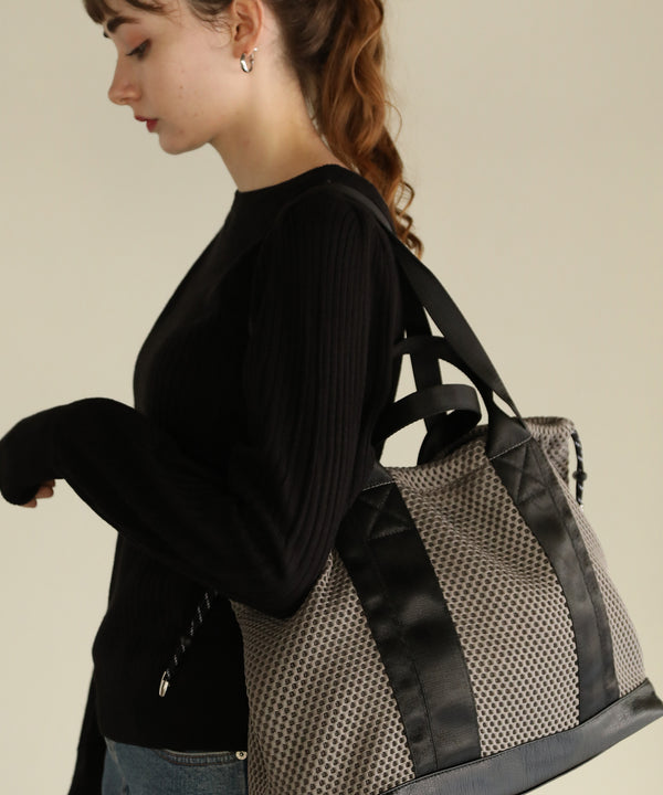 aity メッシュ巾着トート グレー