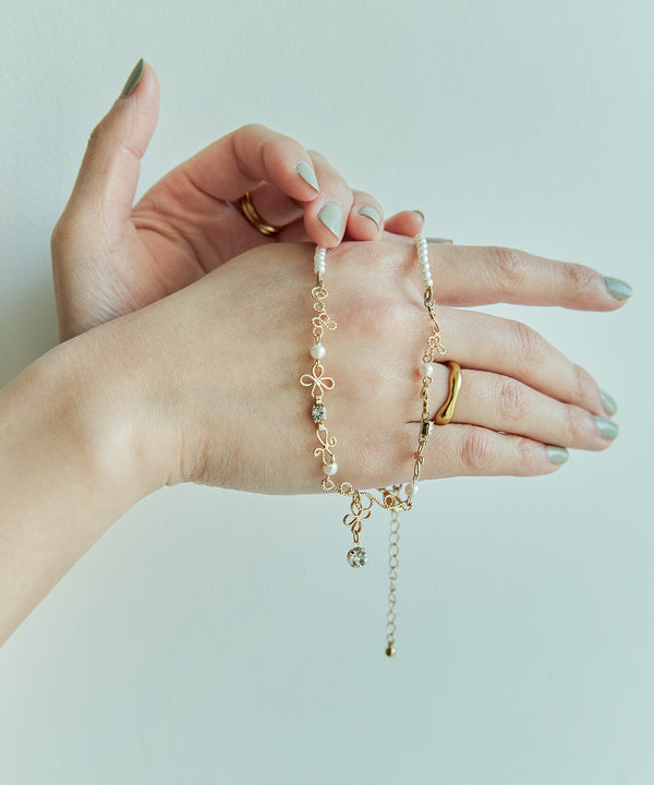 {"color":"\u30b4\u30fc\u30eb\u30c9","info":"model\uff1aH171cm size\uff1aF"}