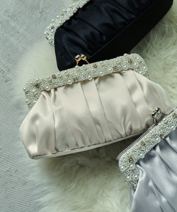 niana 口金ビーズ刺繡クラッチバッグ ベージュ