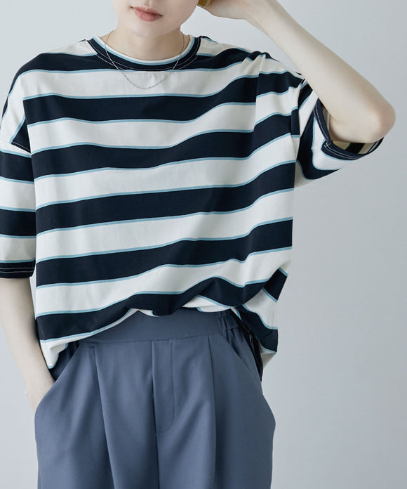 {"color":"\u30d6\u30e9\u30c3\u30af","info":"model\uff1aH170cm size\uff1aM"}