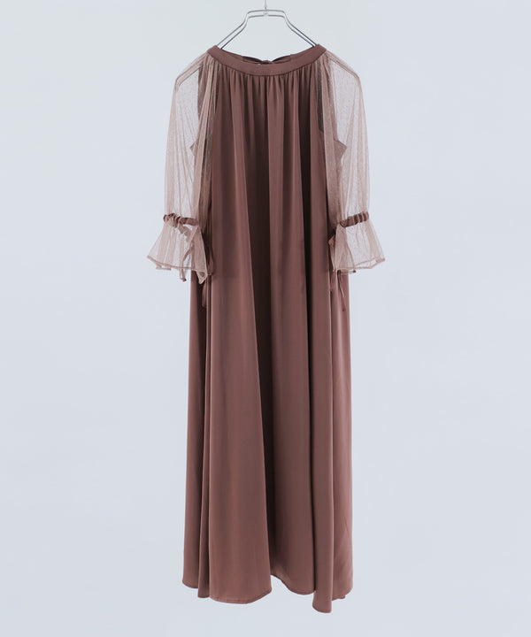{"color":"\u30d4\u30f3\u30af\u30d9\u30fc\u30b8\u30e5","info":"model\uff1aH162cm size\uff1aM"}