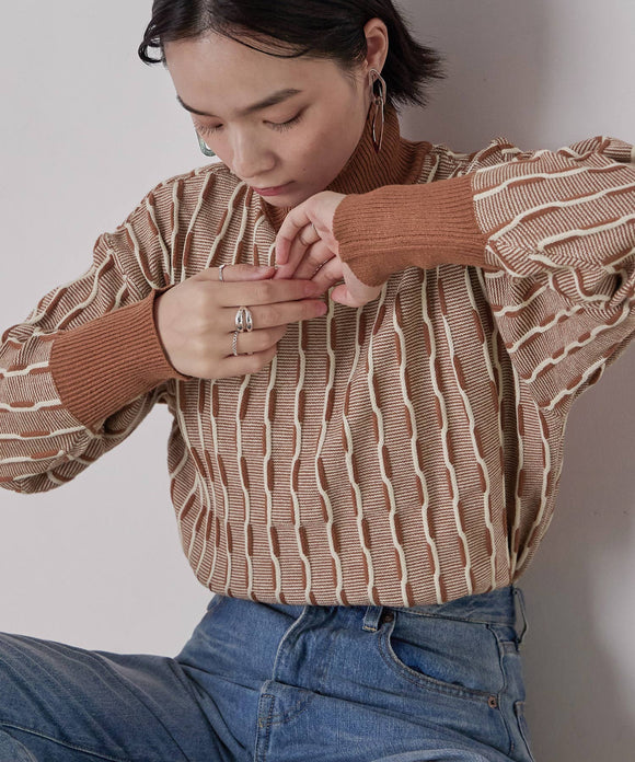 Fashion Letter ウェーブストライプ柄ニット　タートルPO オレンジ