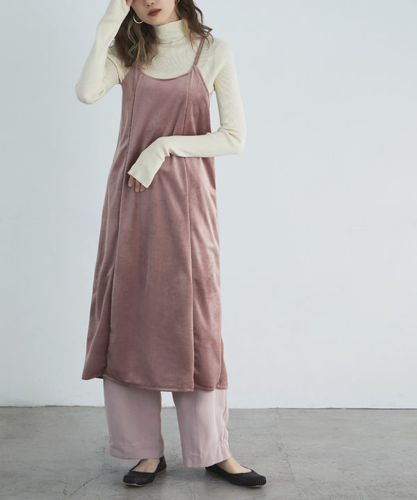 {"color":"\u30d4\u30f3\u30af","info":"model\uff1aH170cm size\uff1aM"}