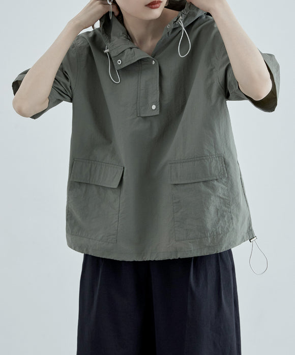 {"color":"\u30ab\u30fc\u30ad","info":"model\uff1aH170cm size\uff1aM"}