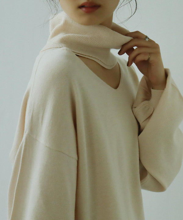 Fashion Letter オフタートルオープンネックニット ベージュ