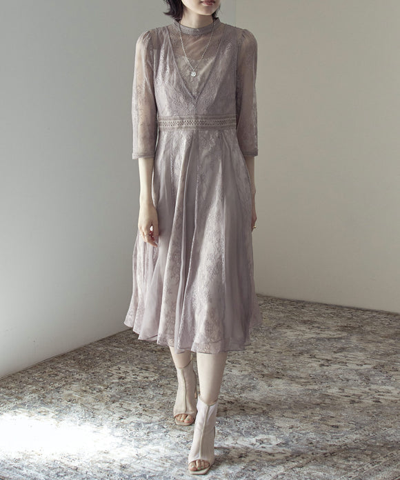 {"color":"\u30b0\u30ec\u30fc\u30b8\u30e5","info":"model\uff1aH170cm size\uff1aM"}