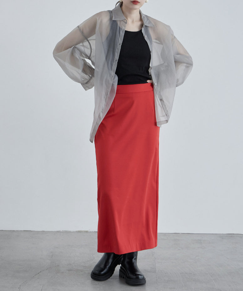 バックスリットタイトスカート