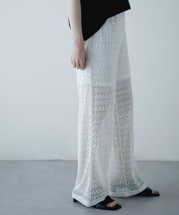 {"color":"\u30aa\u30d5\u30db\u30ef\u30a4\u30c8","info":"model\uff1aH155cm size\uff1aM"}