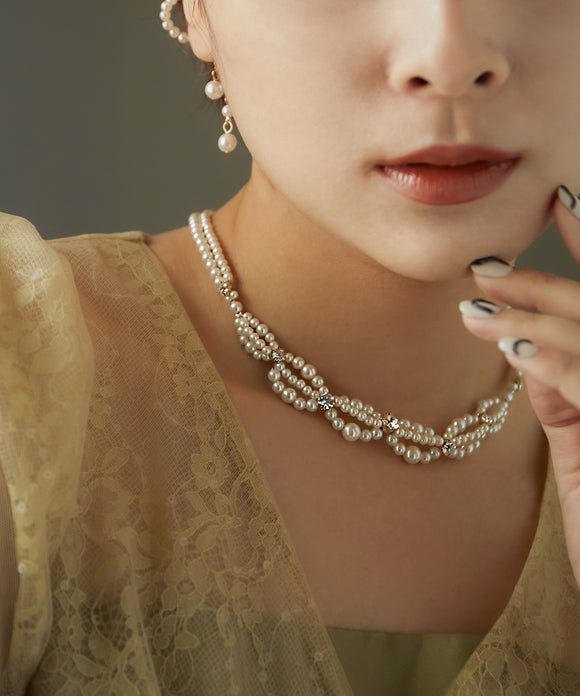 niana ツイストパールビジューネックレス オフホワイト