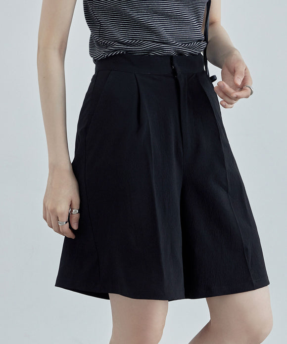 {"color":"\u30d6\u30e9\u30c3\u30af","info":"model\uff1aH170cm size\uff1aF"}