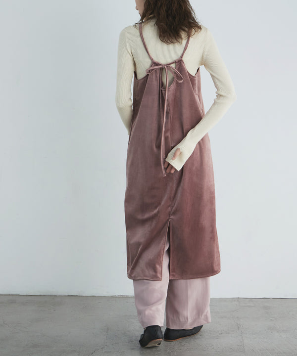 {"color":"\u30d4\u30f3\u30af","info":""}