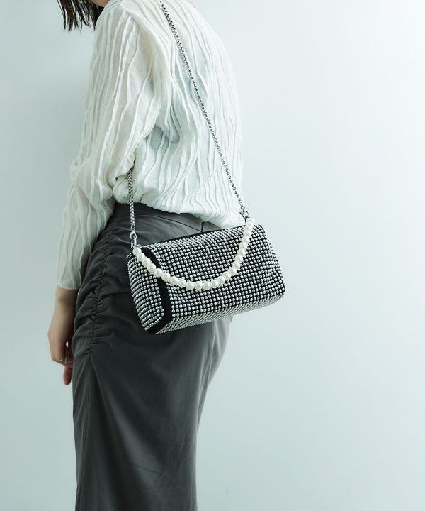 {"color":"\u30b7\u30eb\u30d0\u30fc","info":""}