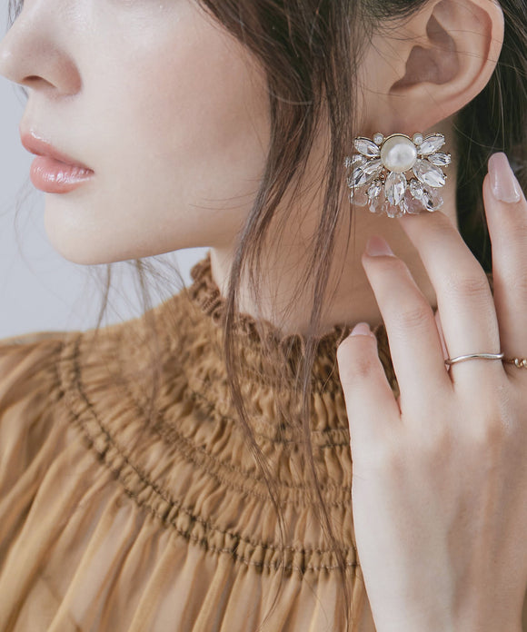 niana シャルム パールビジューピアス クリア