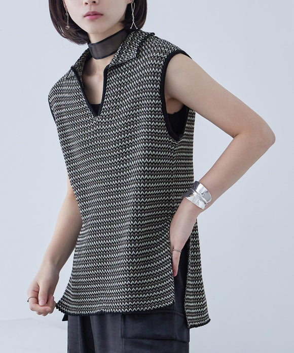 {"color":"\u30d6\u30e9\u30c3\u30af","info":"model\uff1aH163.5cm size\uff1aM"}