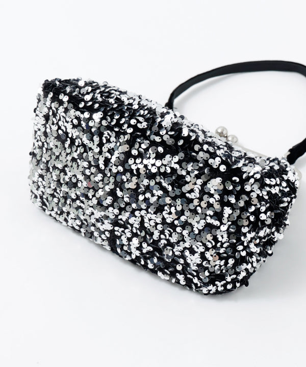 {"color":"","info":""}